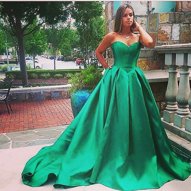 Emerald Green Ball Dresses