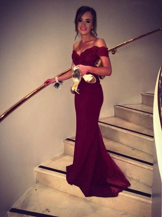 Charming Off Shoulder Prom Dress Lace Appliques Prom Dresses