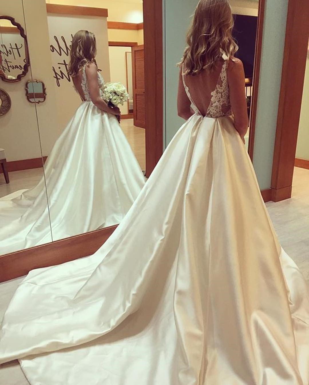 Ivroy Ball Gown Satin Princess Wedding Dresses